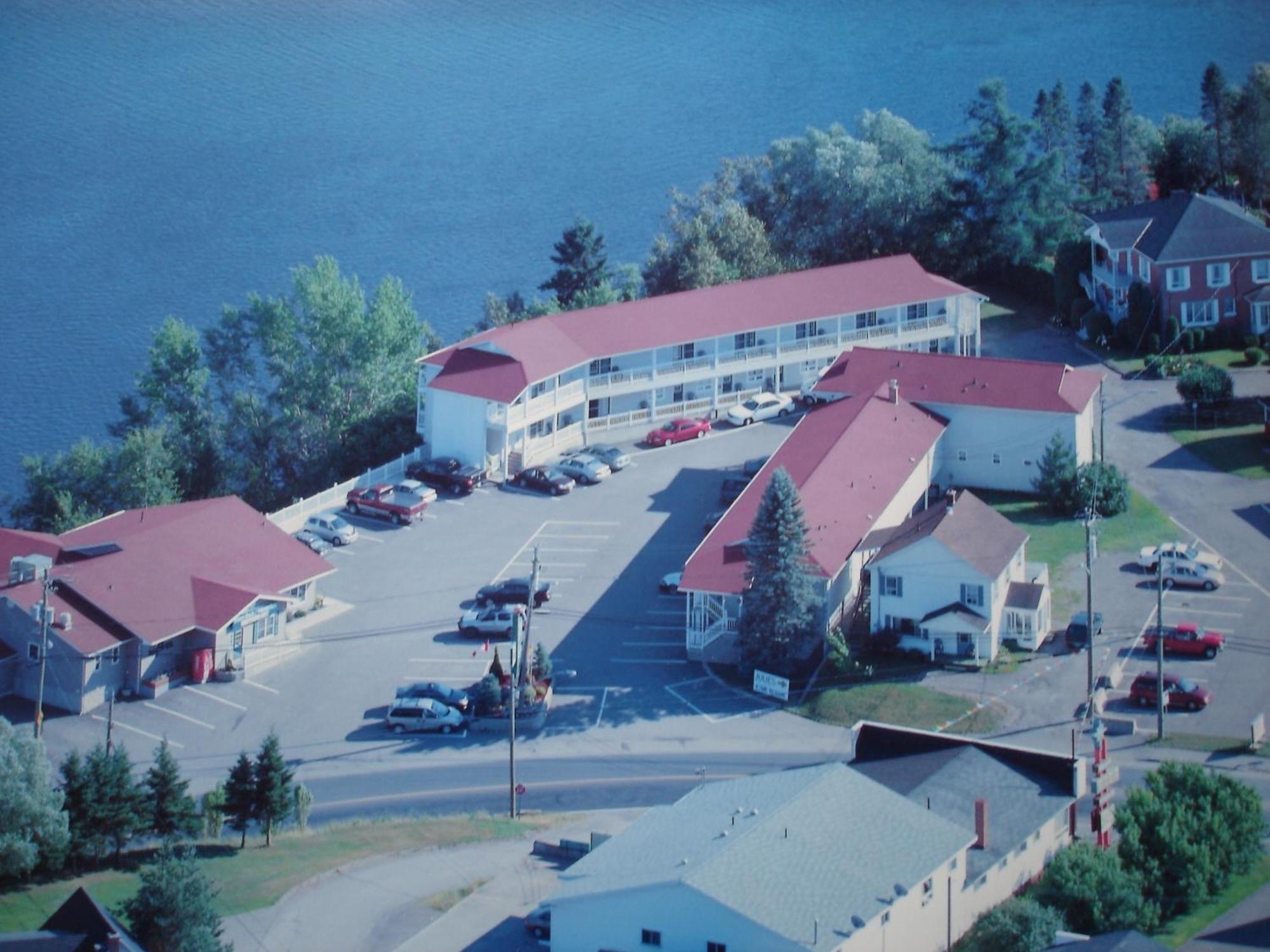 Hilltop Motel & Restaurant Grand Falls Exteriör bild